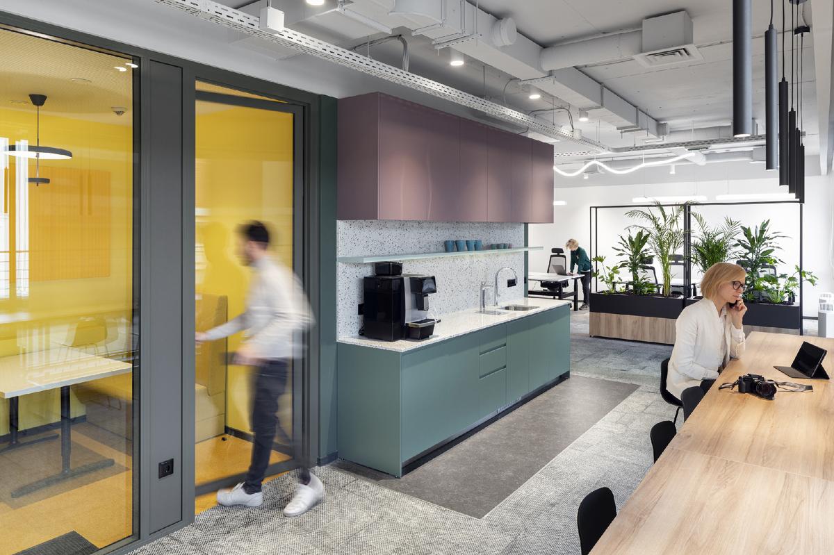 ���ڿƼ�Payhawk�����ǣ�ģ�黯+��������+��ҵ��ѧ