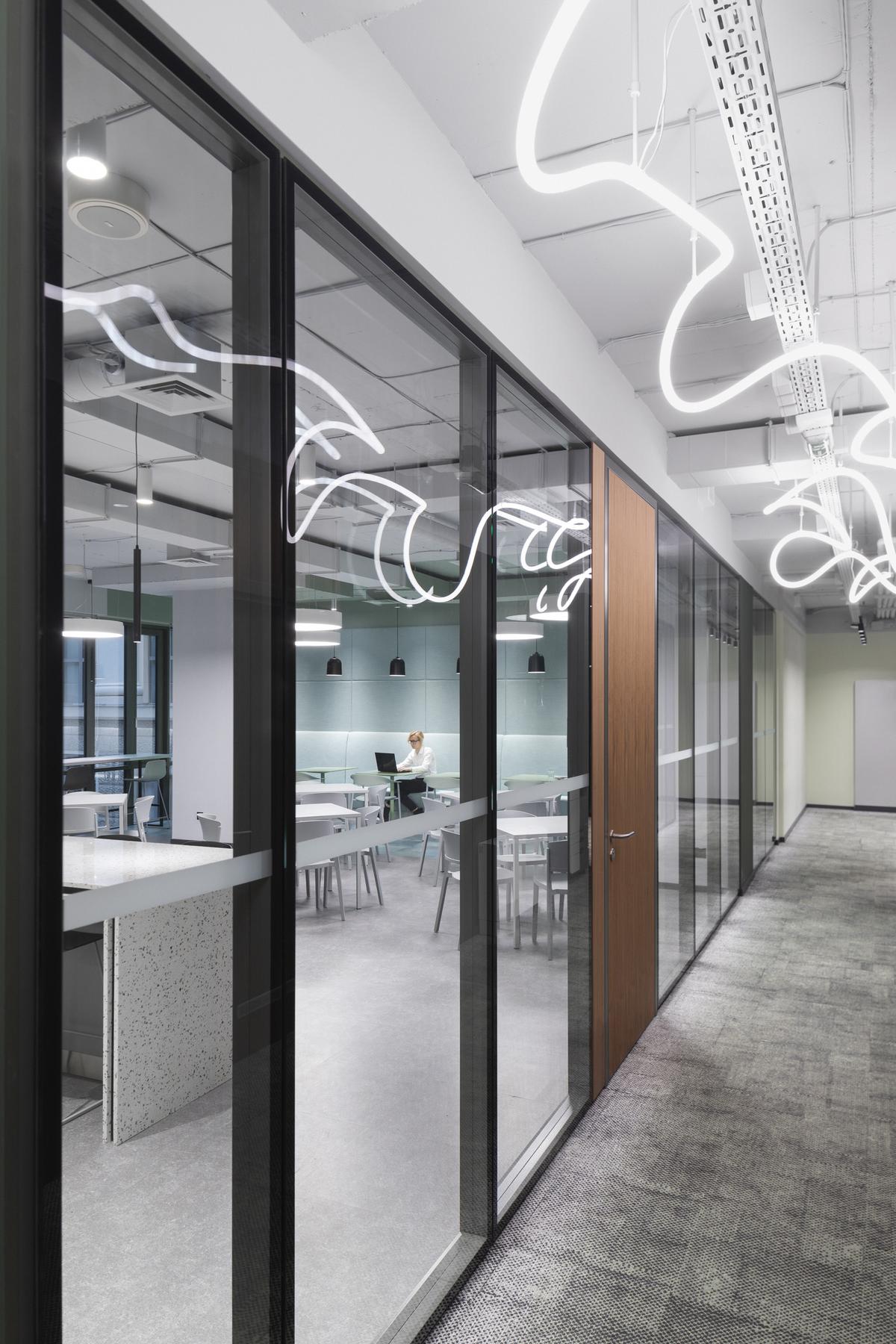 ���ڿƼ�Payhawk�����ǣ�ģ�黯+��������+��ҵ��ѧ