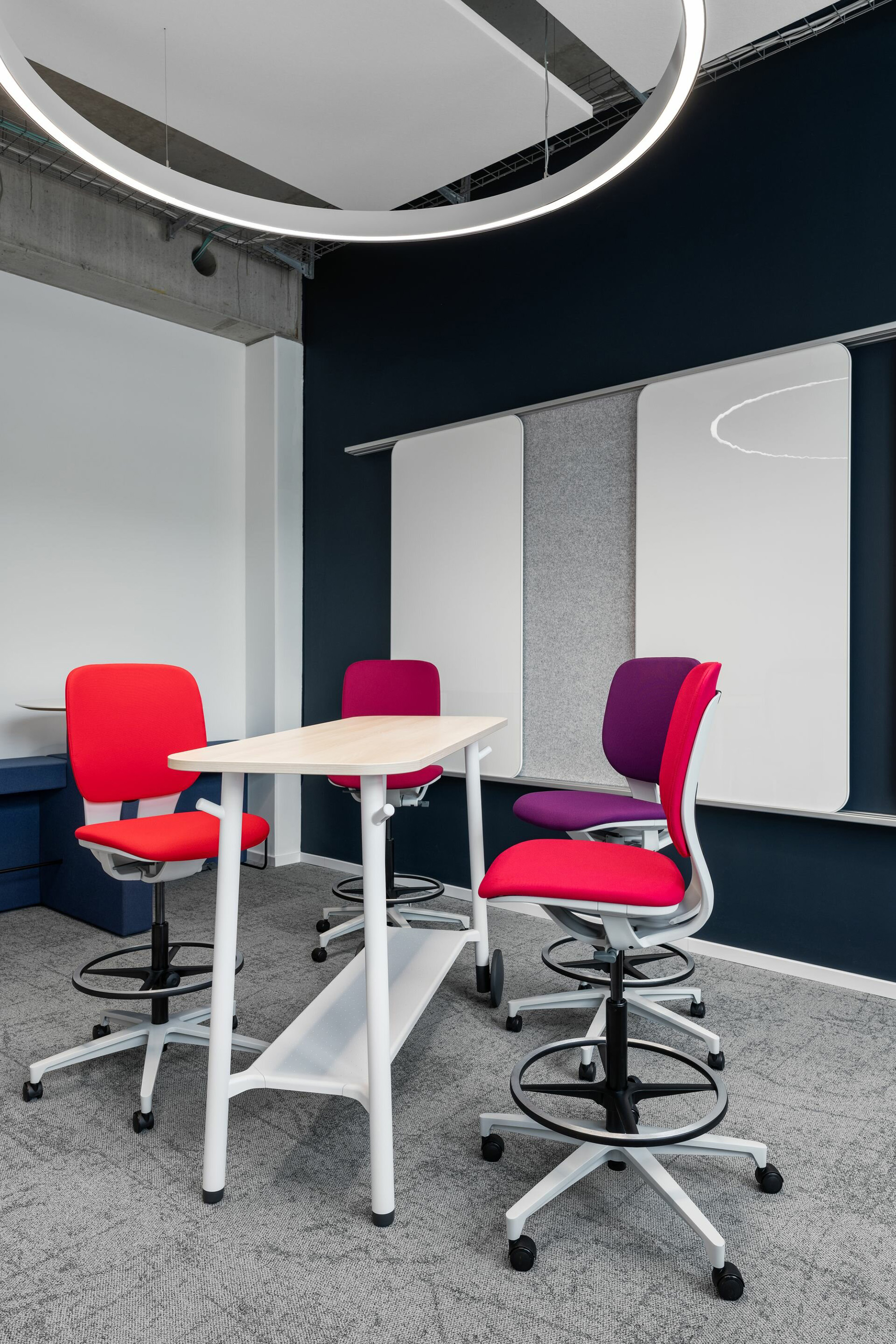 Comet Yxlon�����칫�ң����������ҵ�Ļ�����