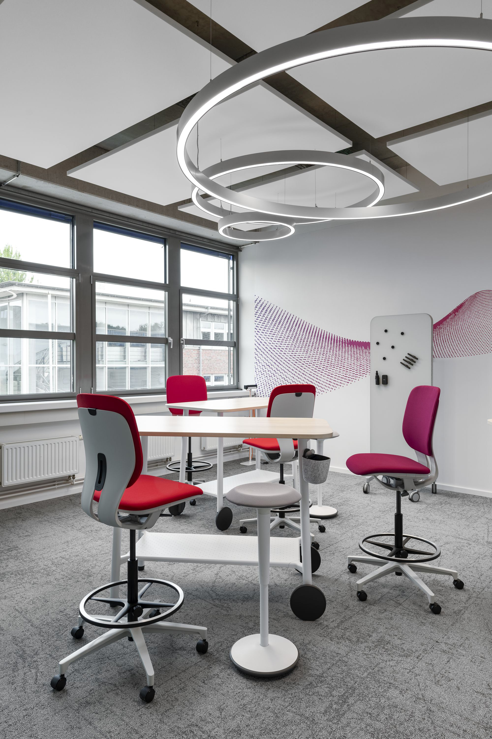 Comet Yxlon�����칫�ң����������ҵ�Ļ�����