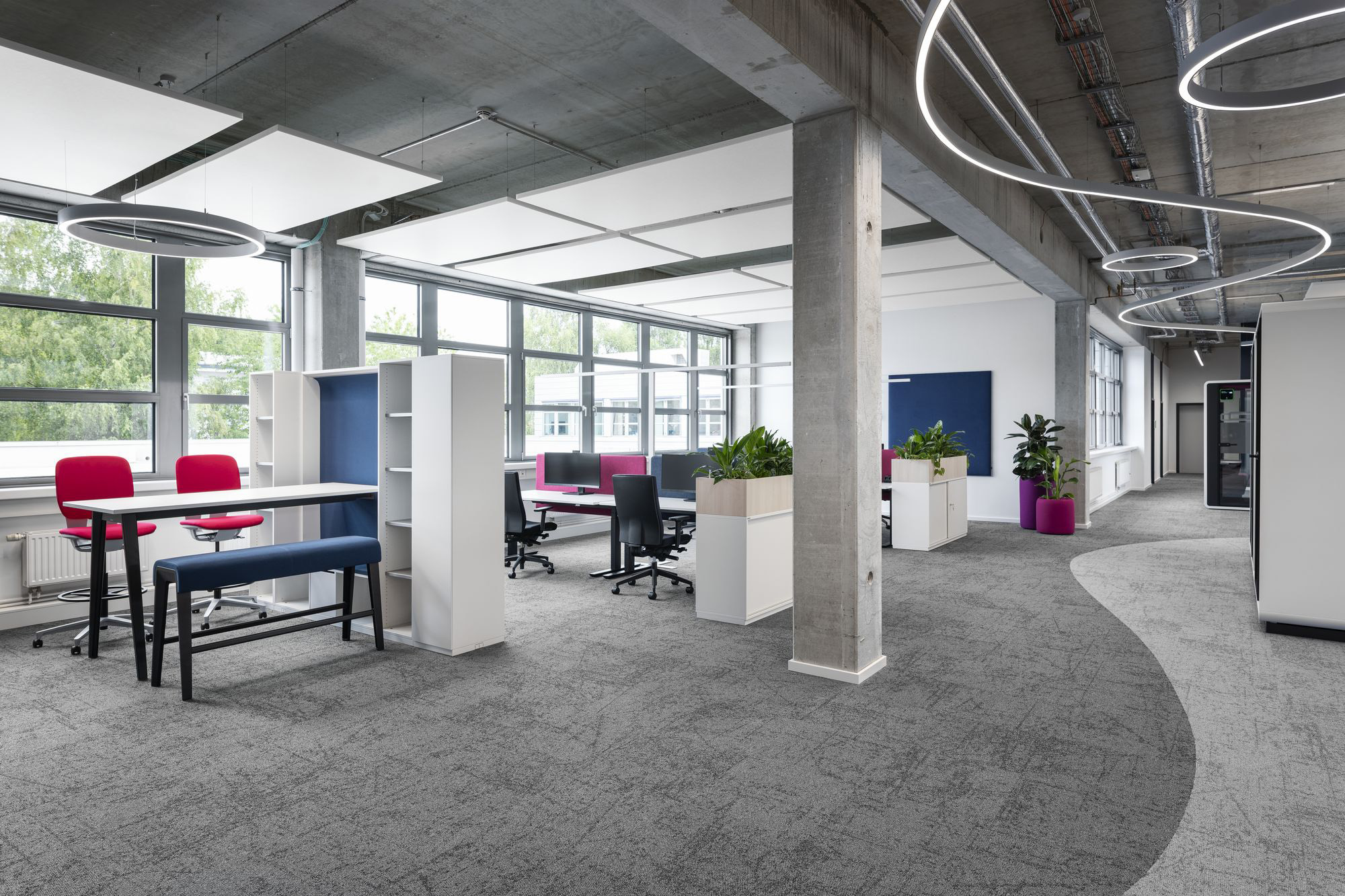 Comet Yxlon�����칫�ң����������ҵ�Ļ�����