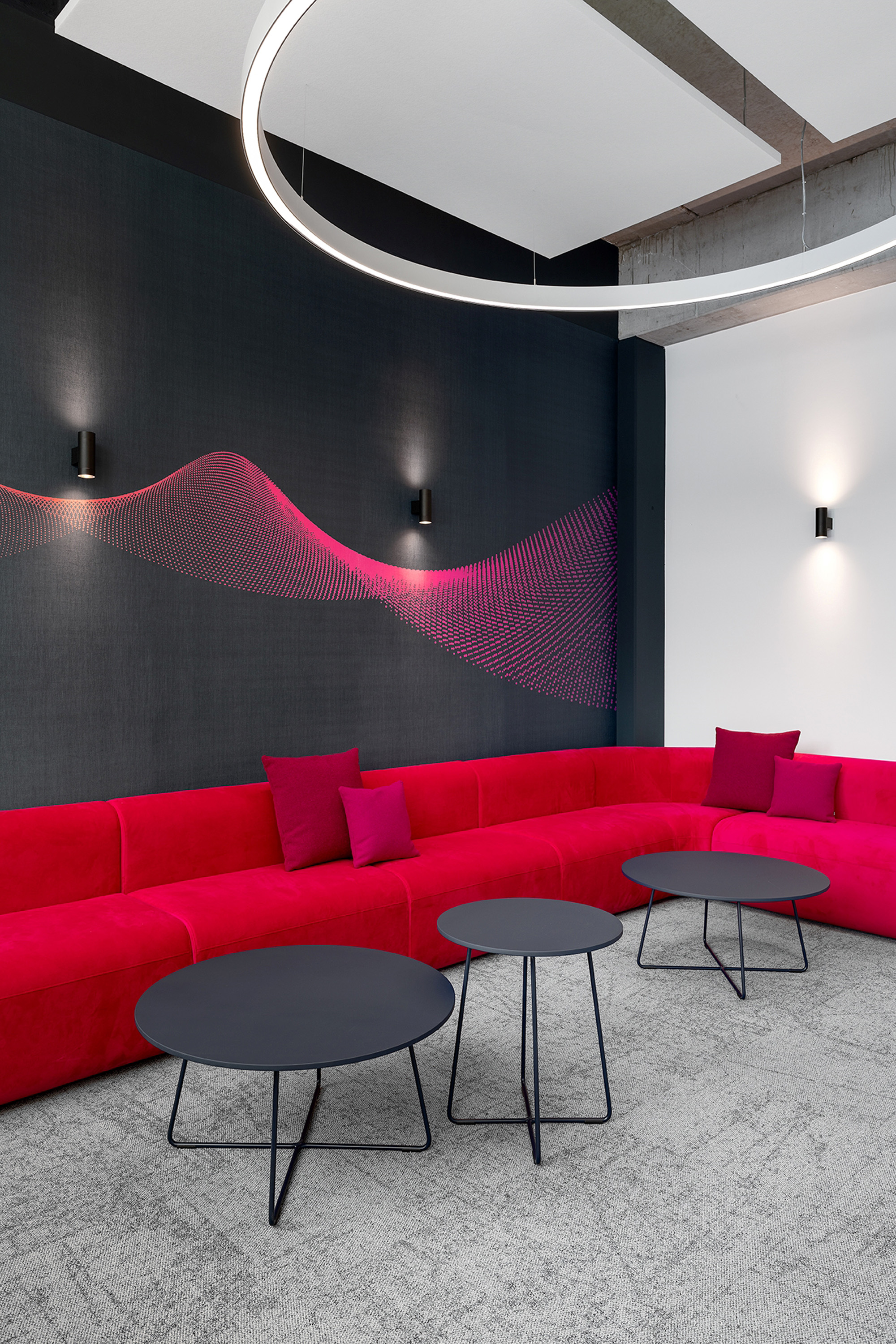 Comet Yxlon�����칫�ң����������ҵ�Ļ�����