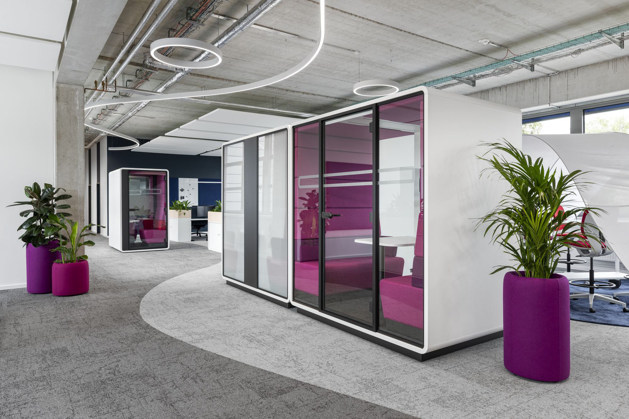 Comet Yxlon�����칫�ң����������ҵ�Ļ�����