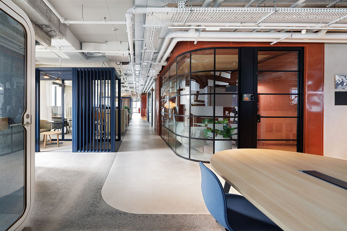 LinkedIn����ά���ܲ���ģ�鸳�ܣ�ī��֮��