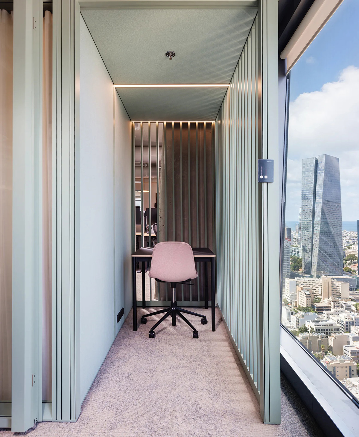 LinkedIn����ά���ܲ���ģ�鸳�ܣ�ī��֮��