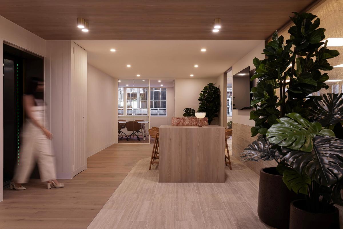 ����˹��26�Ű칫����䣺�����շ���װ���칫��