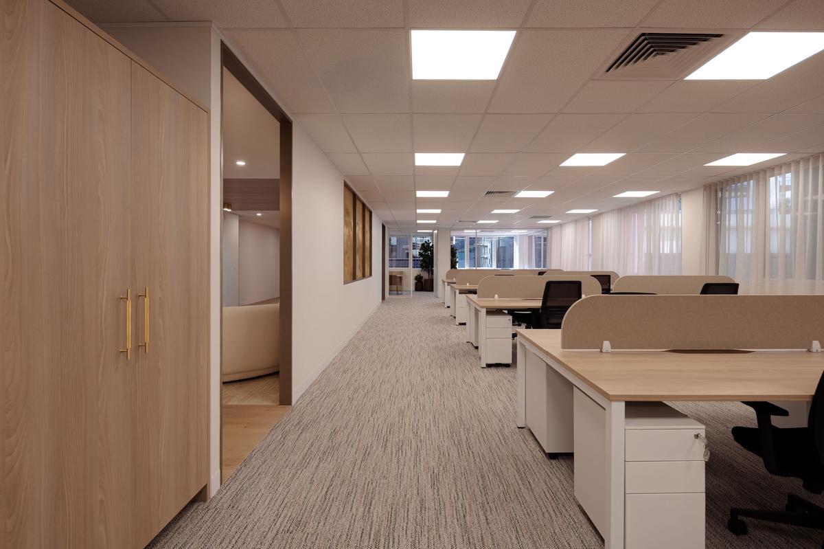 ����˹��26�Ű칫����䣺�����շ���װ���칫��