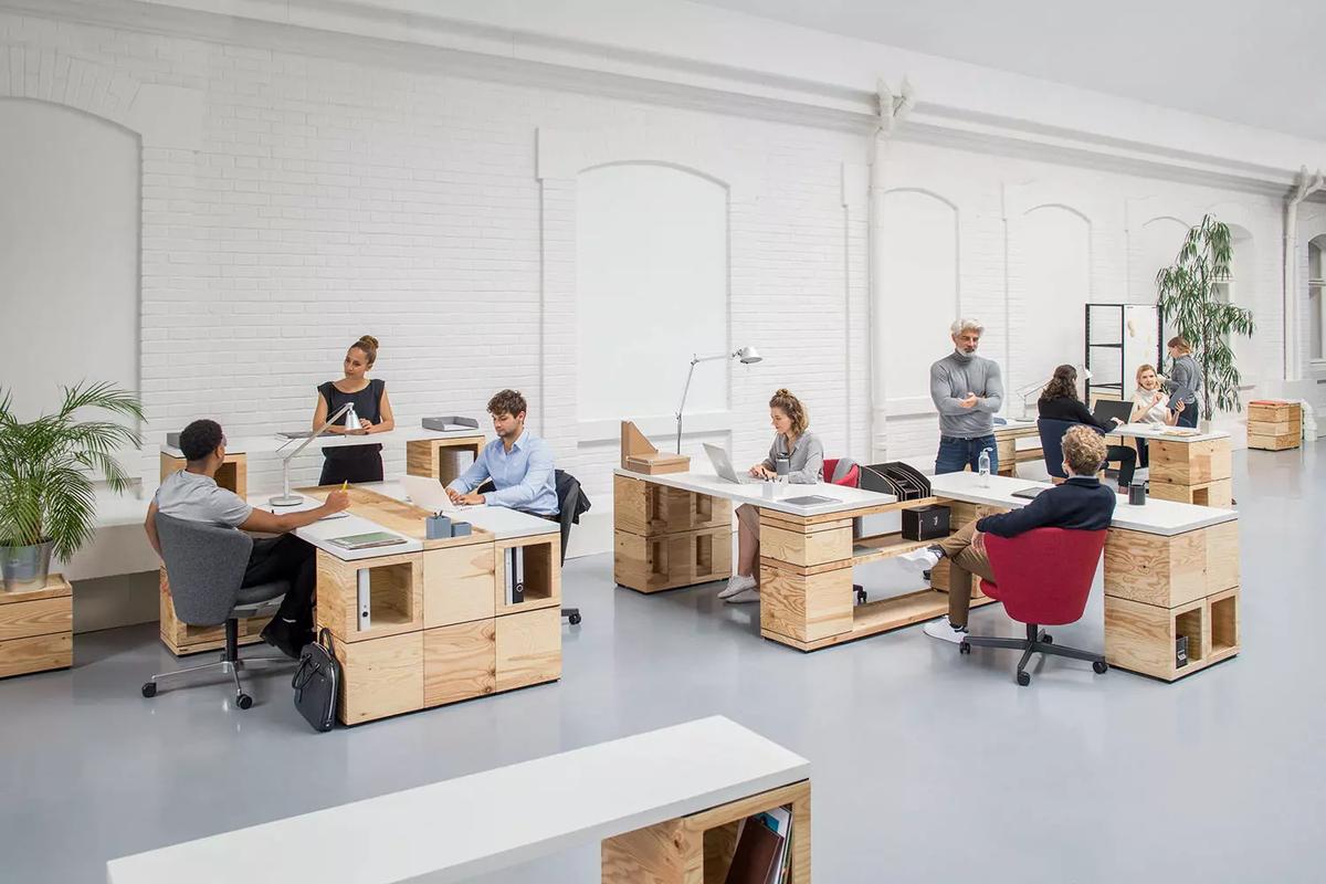 Bene�¹�Ľ���չ��