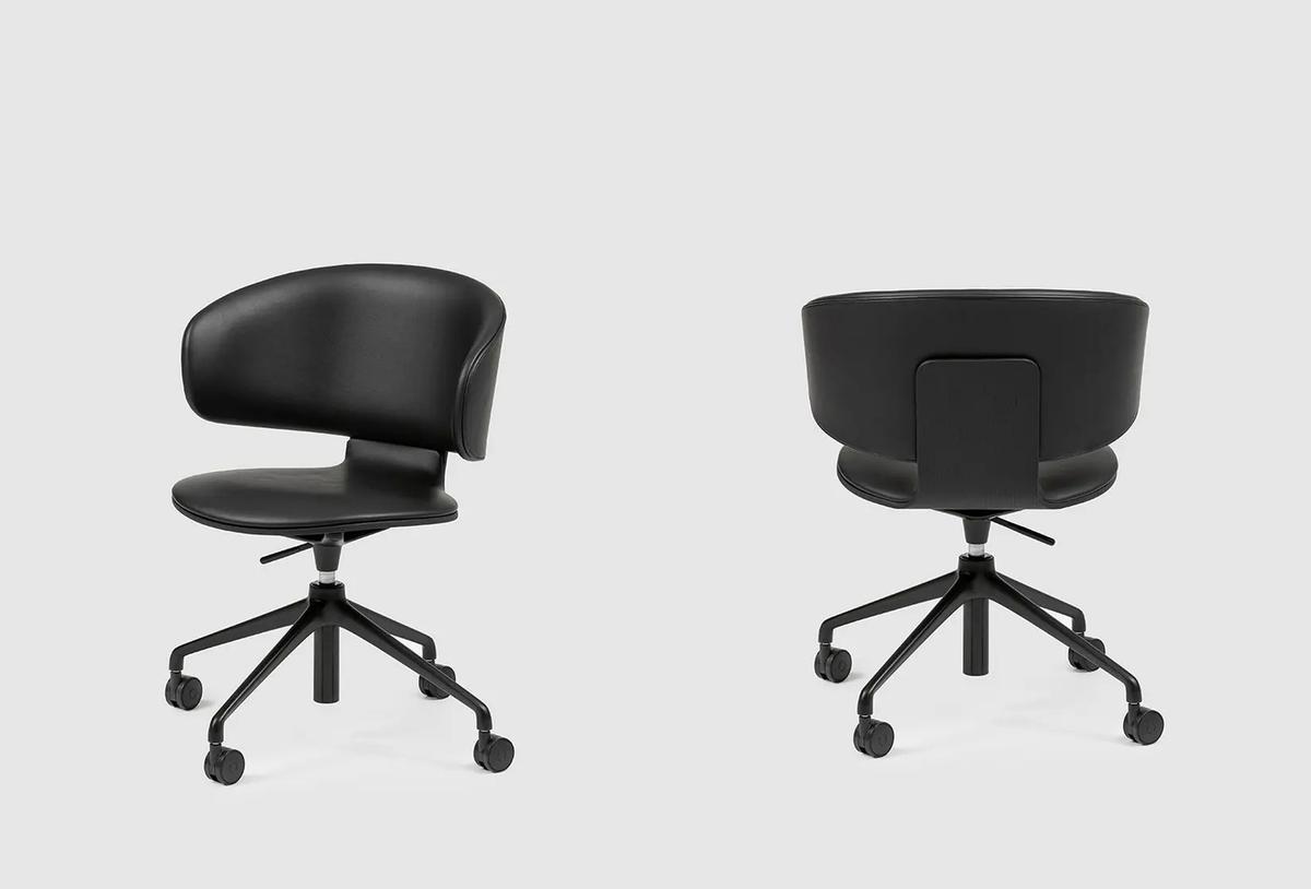 Bene�¹�Ľ���չ��