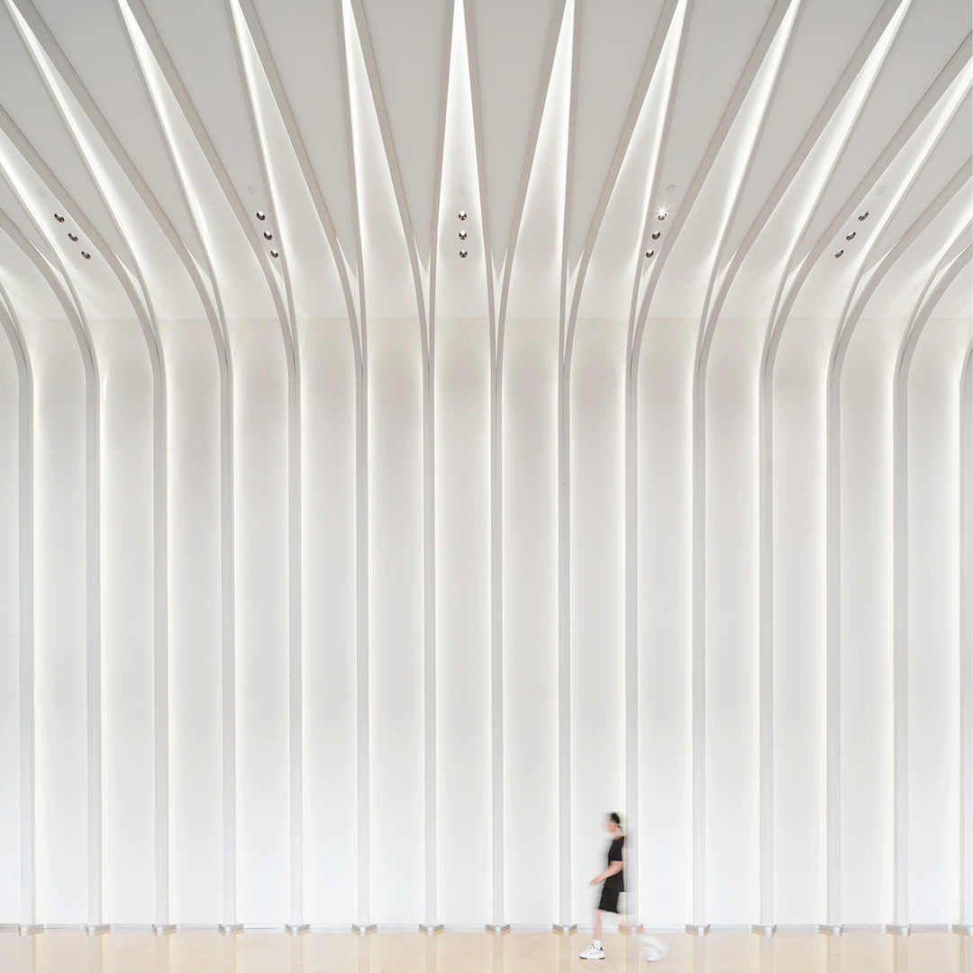 ����˷������ģ��ڵ��Ļ����ִ��칫�ĶԻ�