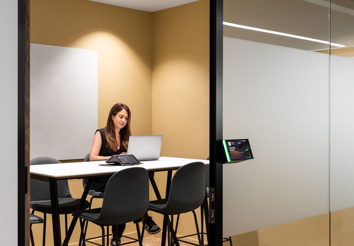 ��ѯ��˾Headland�׶��ܲ���������Ϊ�ˣ���δ��֮��