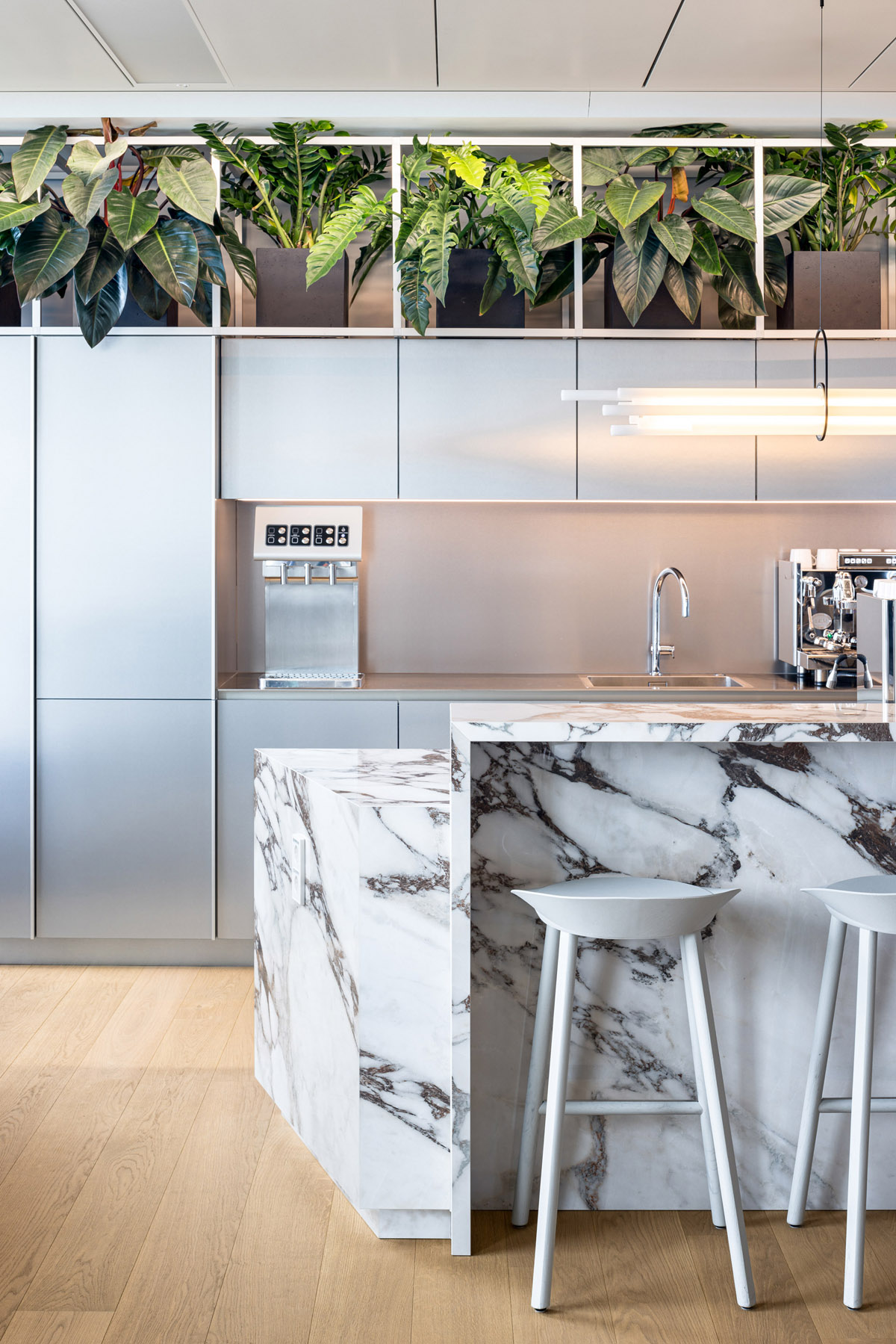 ˽ļͶ��Ardian�����˸���������Ȼ�鶯�ĸ߶��칫��ѧ