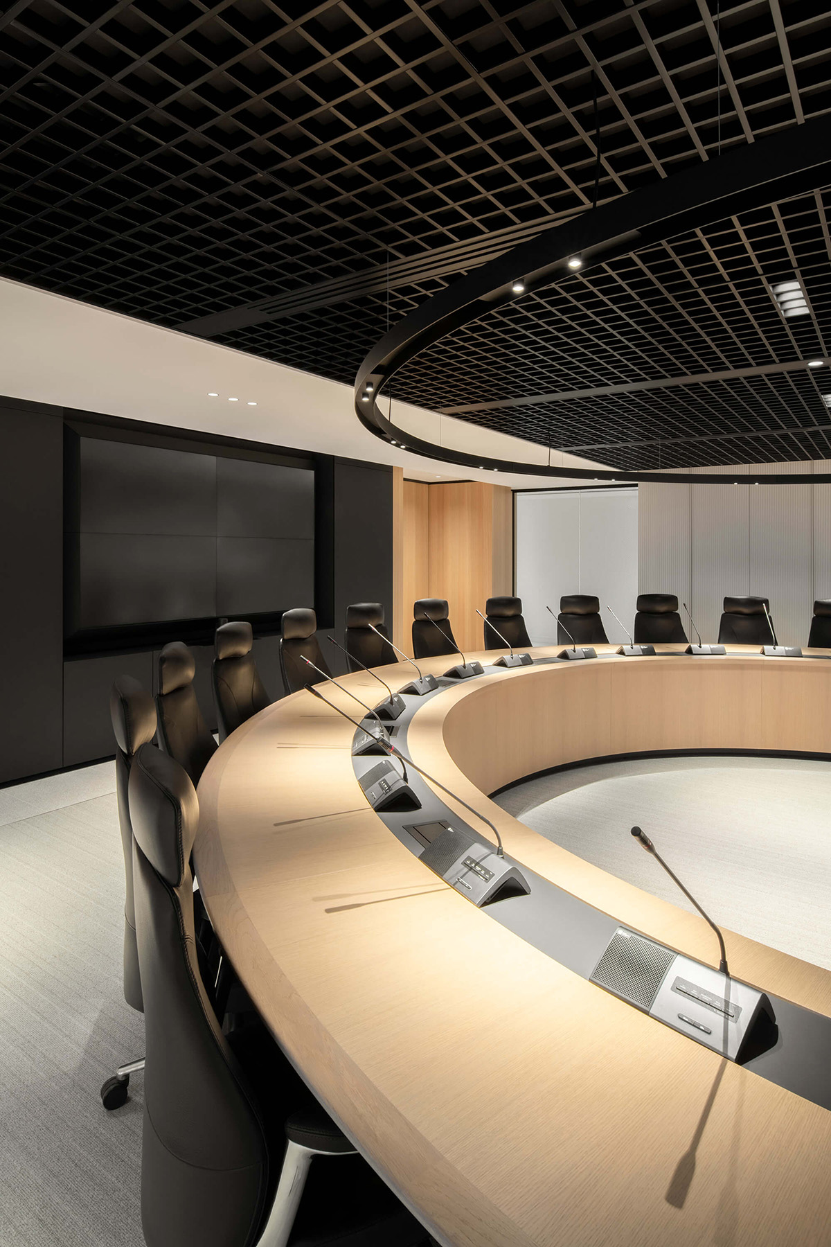 Desjardins�������и߹�¥����ƣ���ֵ��������ʫ��ռ�