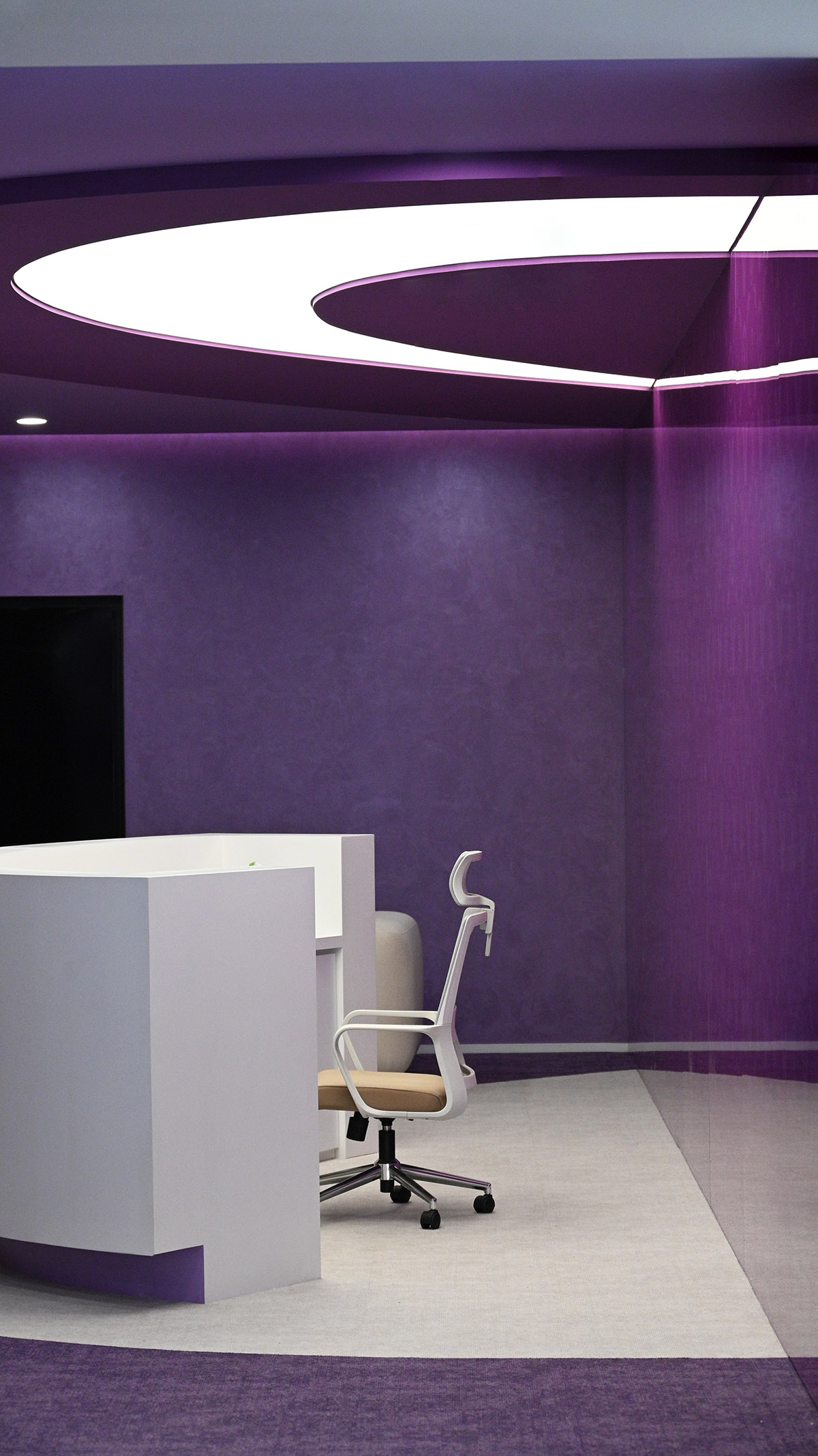 ������δ����Ψ���ɶ��칫�ռ�ȫά������