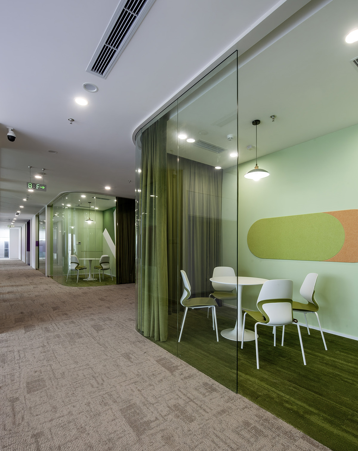 ������δ����Ψ���ɶ��칫�ռ�ȫά������