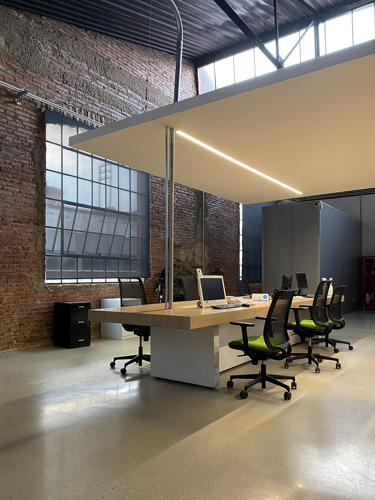 ī����Leonali�칫¥���Ͻ�����ѭ��������