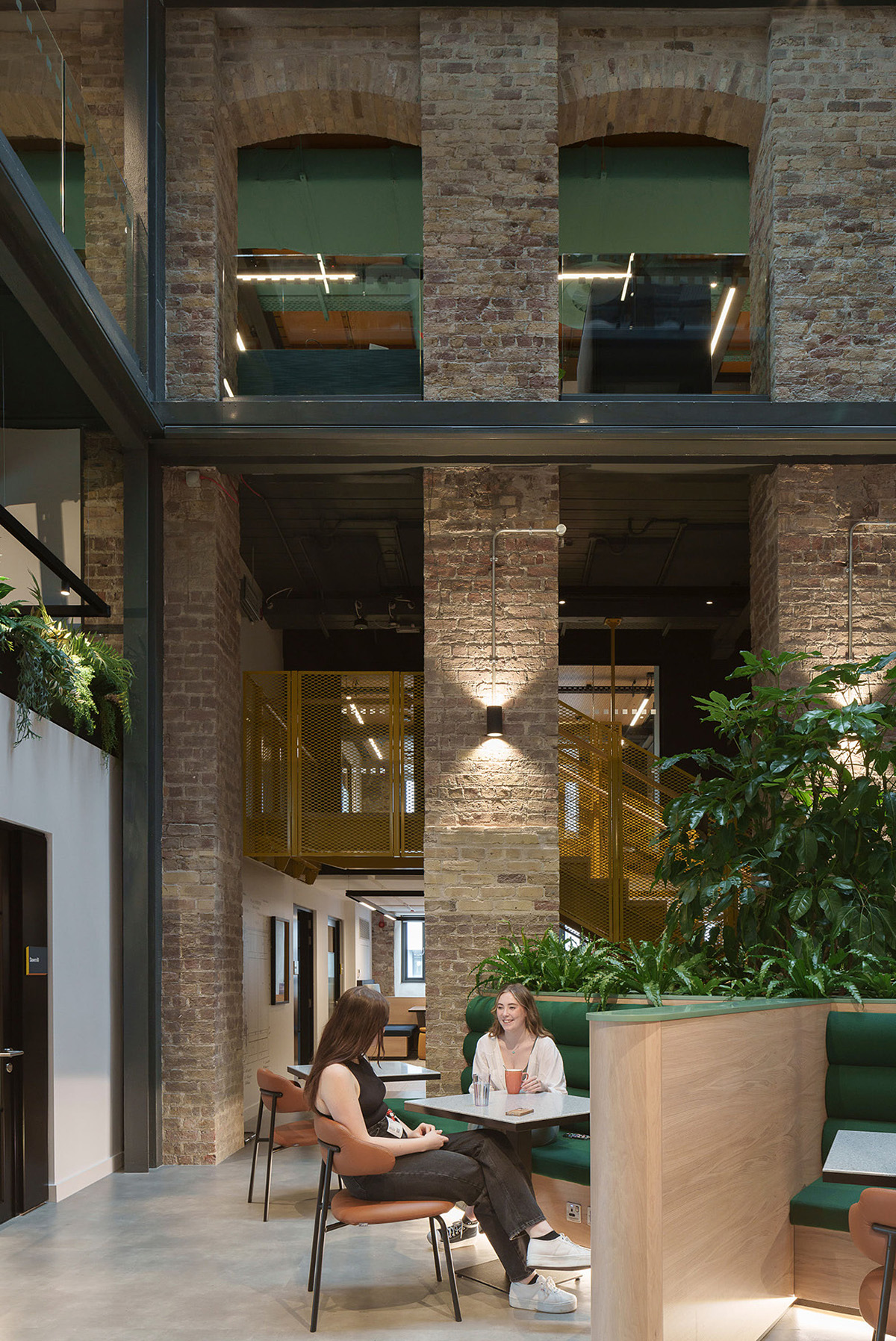 Google�����ְ칫�ң���Խ150���Ψ���ռ�Ի�