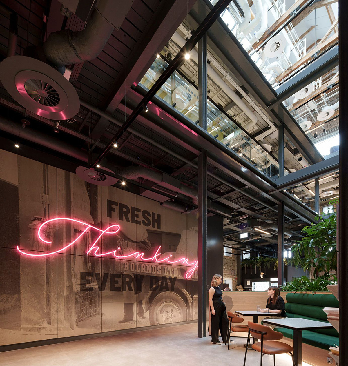 Google�����ְ칫�ң���Խ150���Ψ���ռ�Ի�