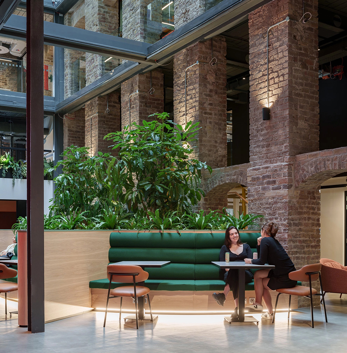 Google�����ְ칫�ң���Խ150���Ψ���ռ�Ի�