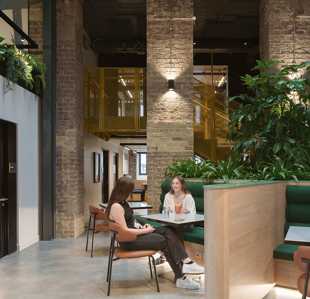 Google�����ְ칫�ң���Խ150���Ψ���ռ�Ի�