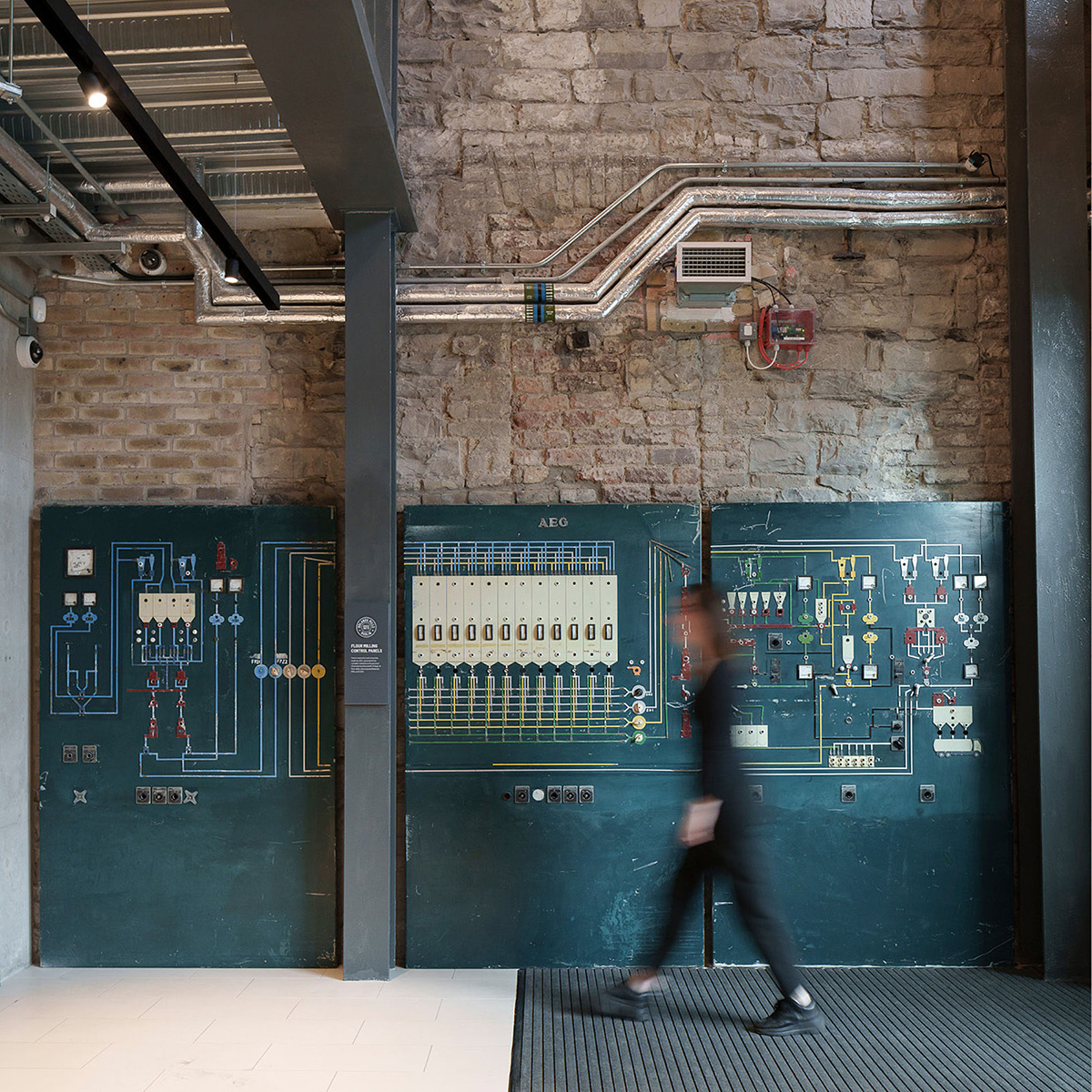 Google�����ְ칫�ң���Խ150���Ψ���ռ�Ի�