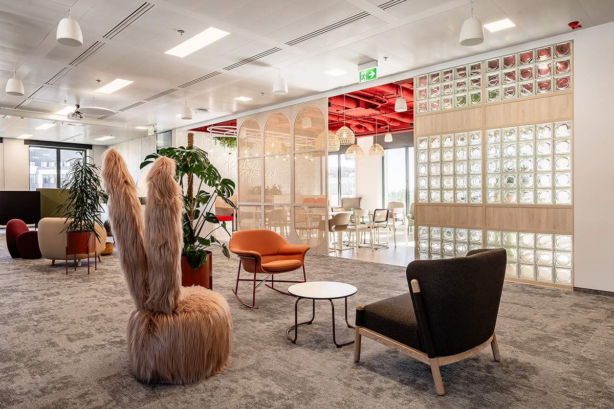 ծ����չ�˾KRUK�����ܲ�������ɳ����ݽ��ĸ��Ͽռ�