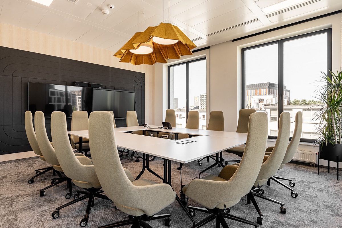 ծ����չ�˾KRUK�����ܲ�������ɳ����ݽ��ĸ��Ͽռ�