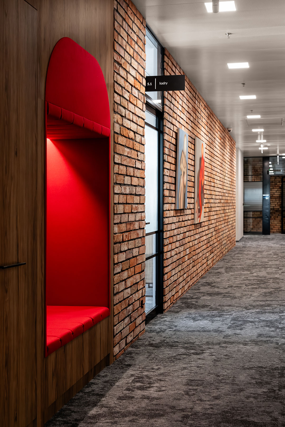 ծ����չ�˾KRUK�����ܲ�������ɳ����ݽ��ĸ��Ͽռ�