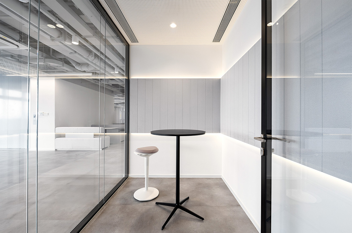 Atlas Copco�Ϻ��������ģ���������ѧ���ں�