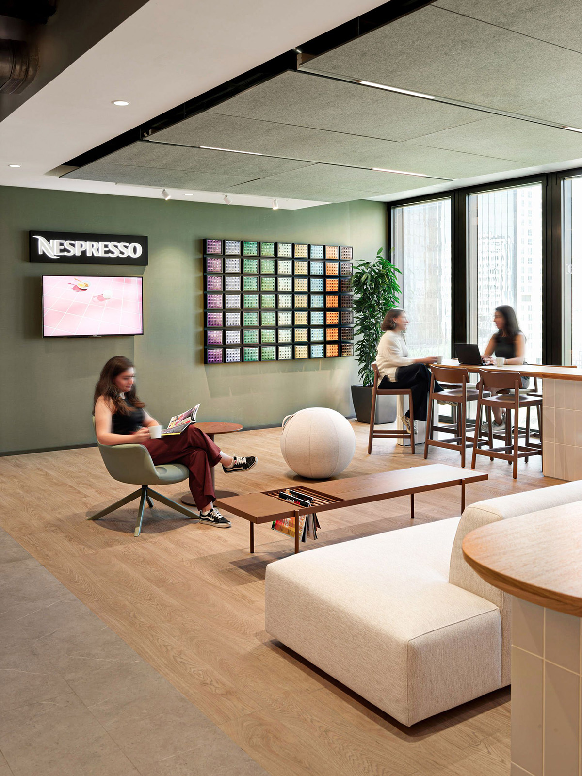 Nestle��˹̹�����ܲ���ȸ������֮��