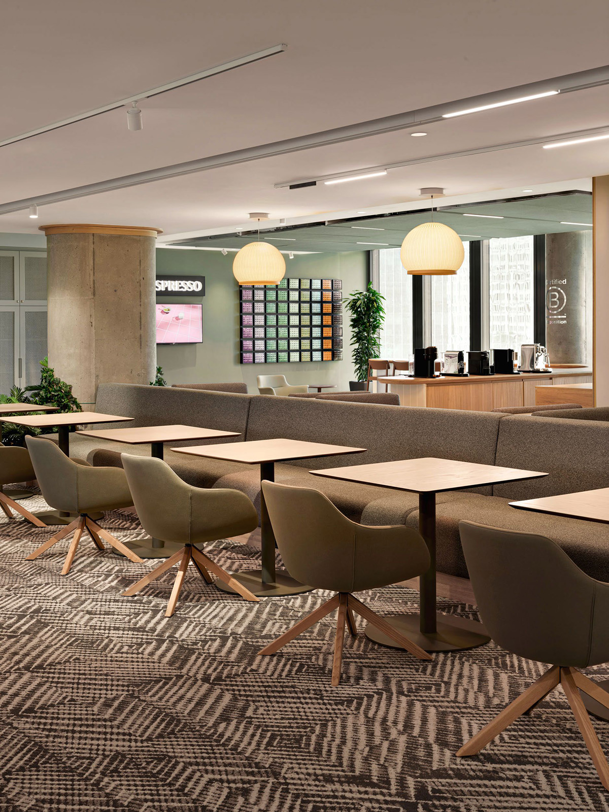 Nestle��˹̹�����ܲ���ȸ������֮��