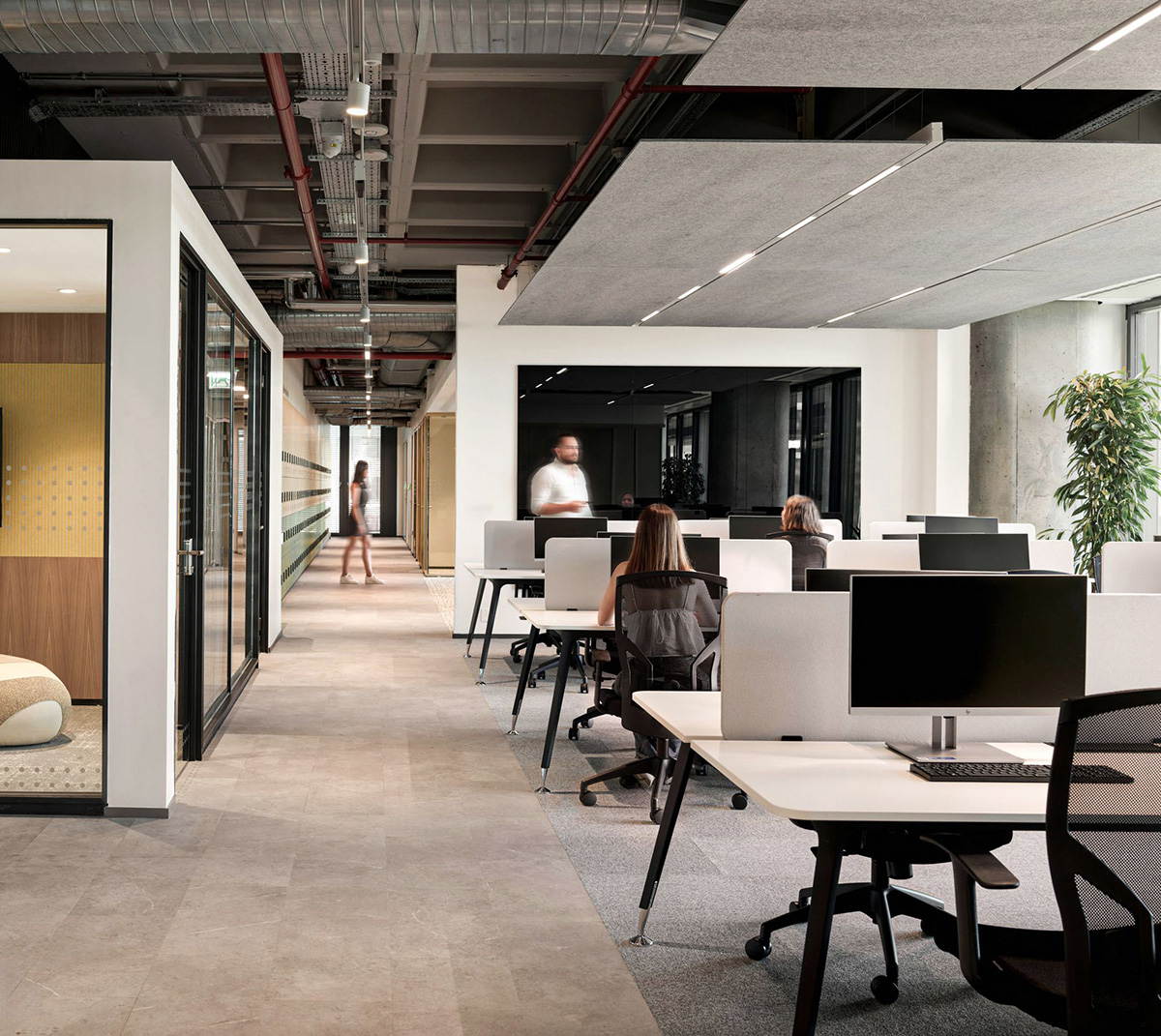 Nestle��˹̹�����ܲ���ȸ������֮��