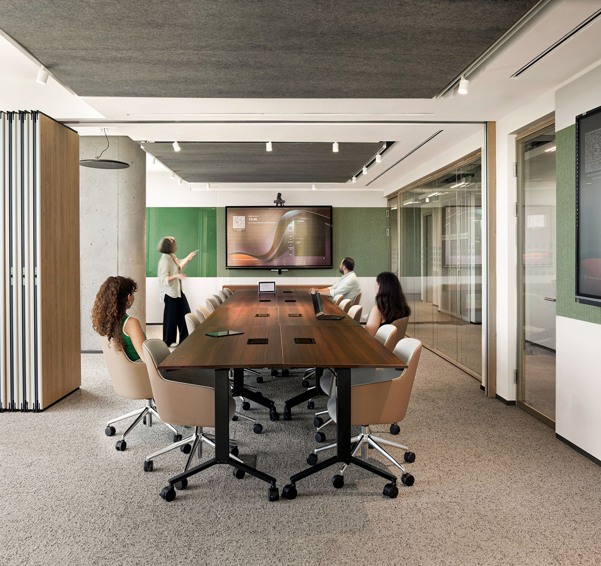 Nestle��˹̹�����ܲ���ȸ������֮��