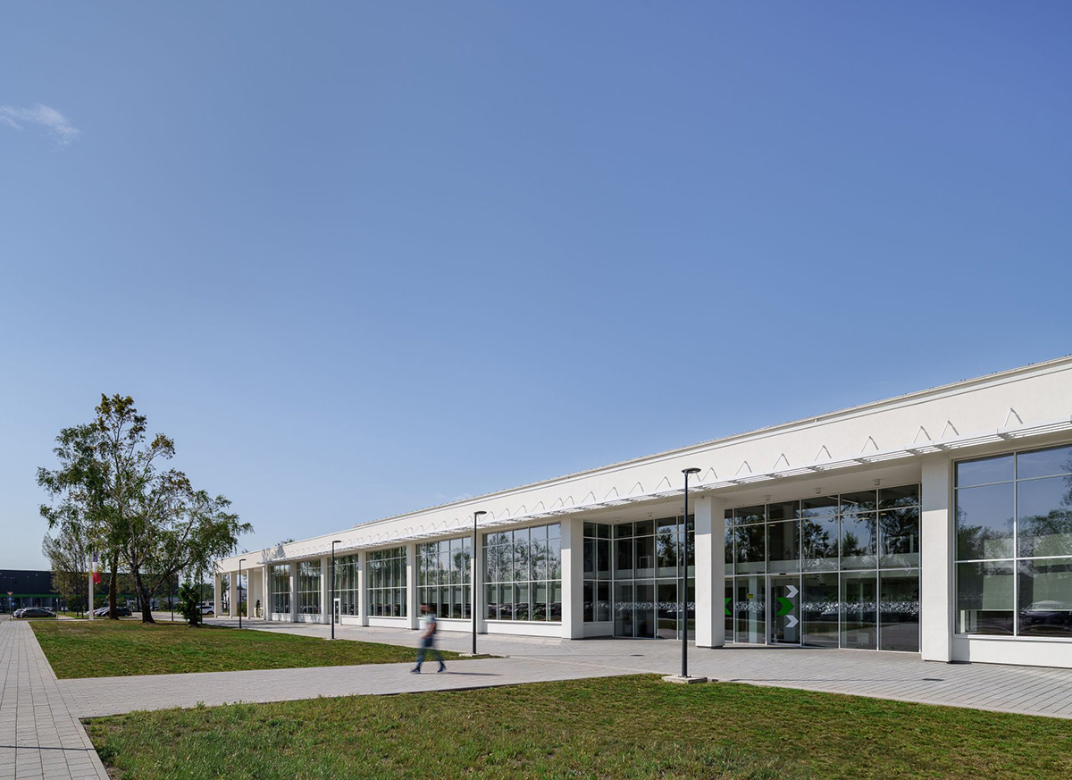 Schneiderʩ�͵µ������ģ��ɳ����������ҵ��