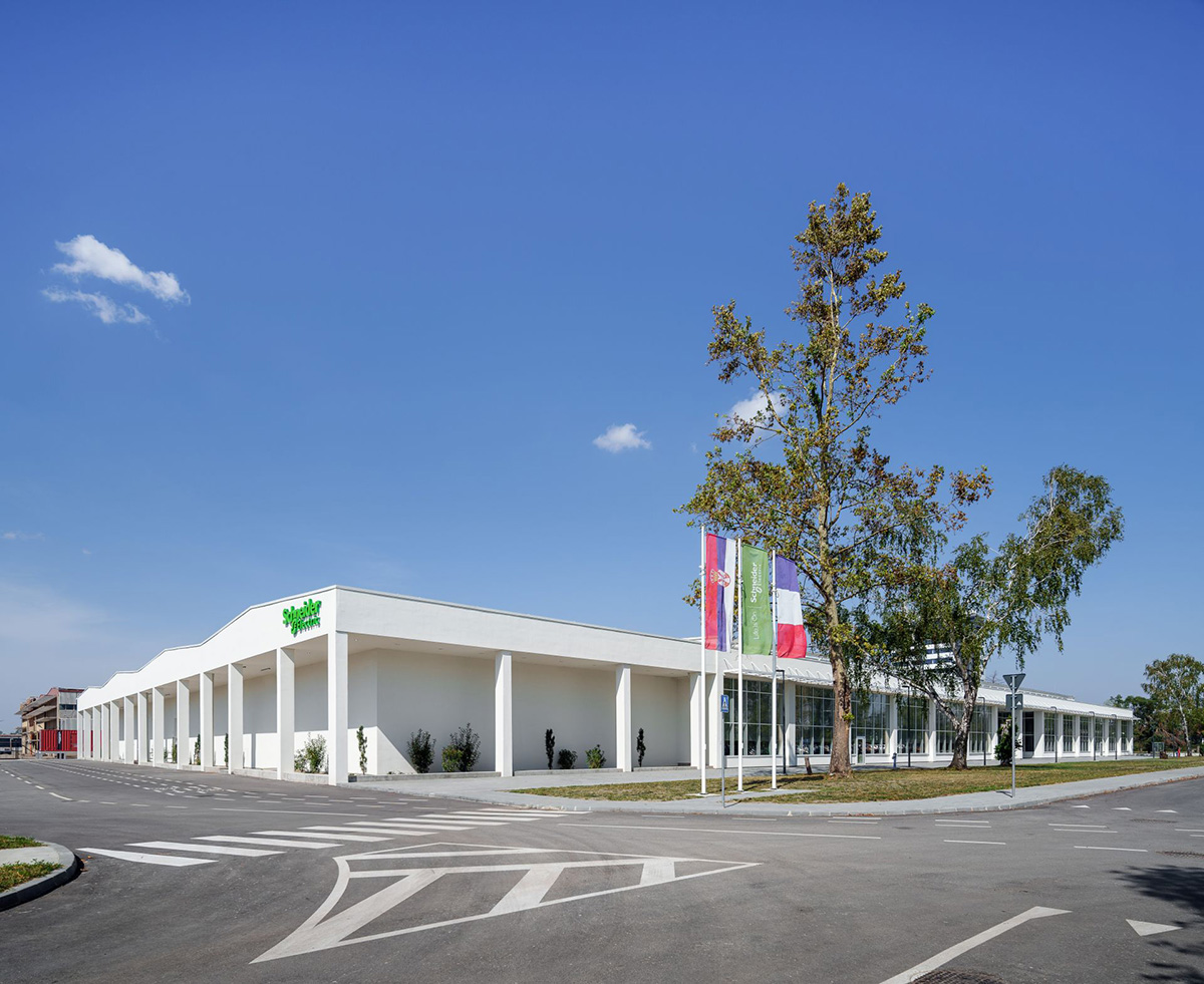 Schneiderʩ�͵µ������ģ��ɳ����������ҵ��