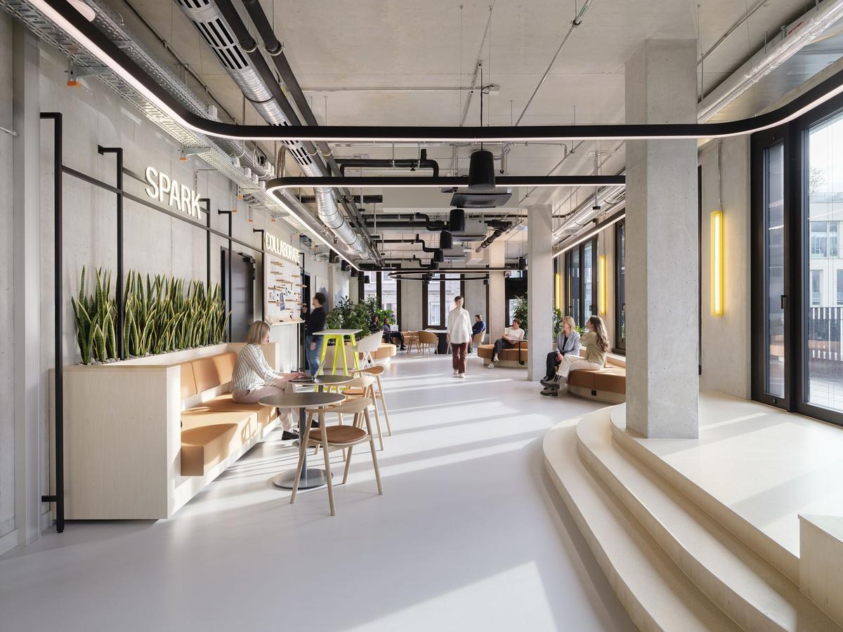 �����������չ�Ӱ��д��������ͷ��Ľ���֮��