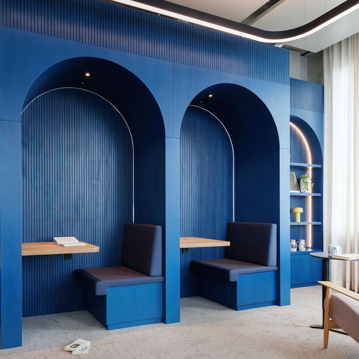 �����������չ�Ӱ��д��������ͷ��Ľ���֮��