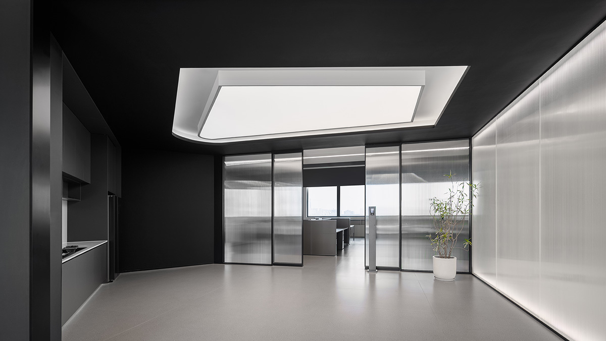 ��Ե��֯�����ܲ��칫����ɫ��ѧ�Ŀռ�ת��