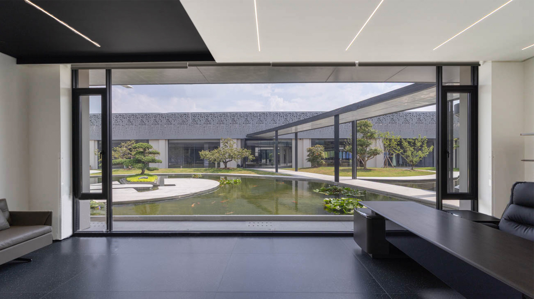 ��Ե��֯�����ܲ��칫����ɫ��ѧ�Ŀռ�ת��