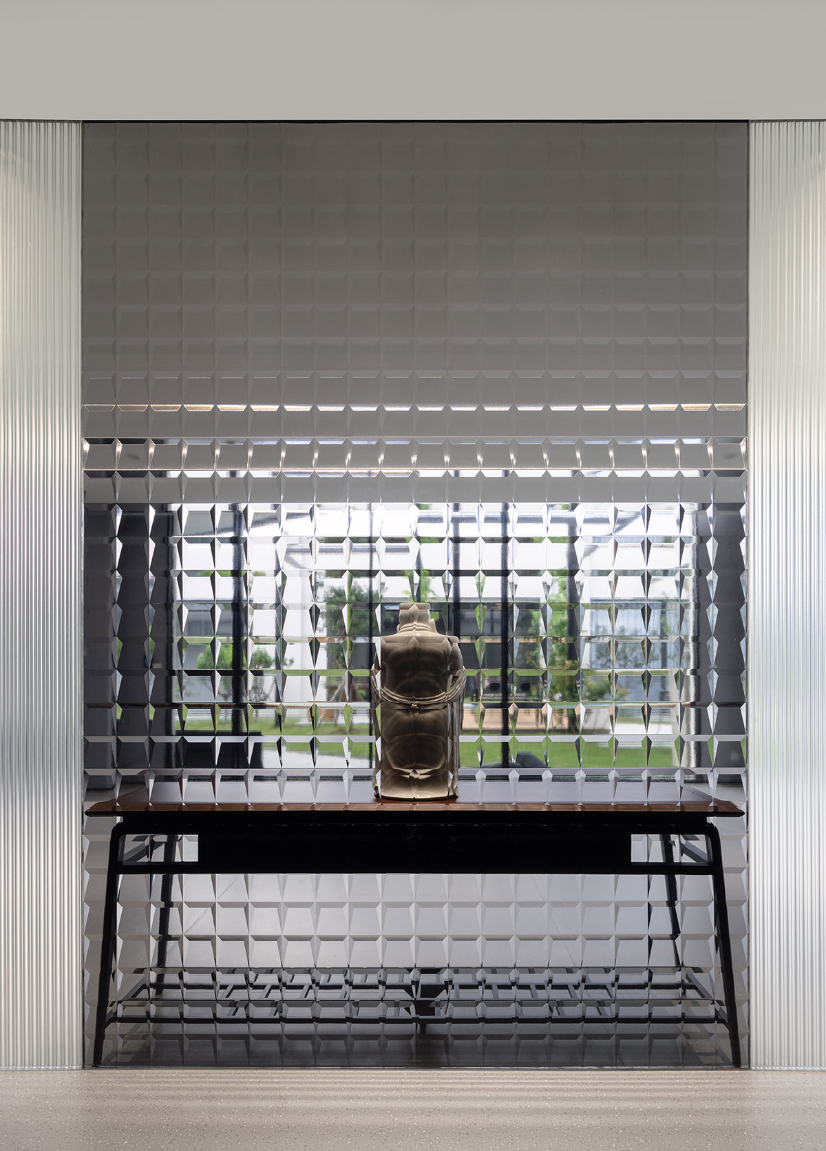 ��Ե��֯�����ܲ��칫����ɫ��ѧ�Ŀռ�ת��