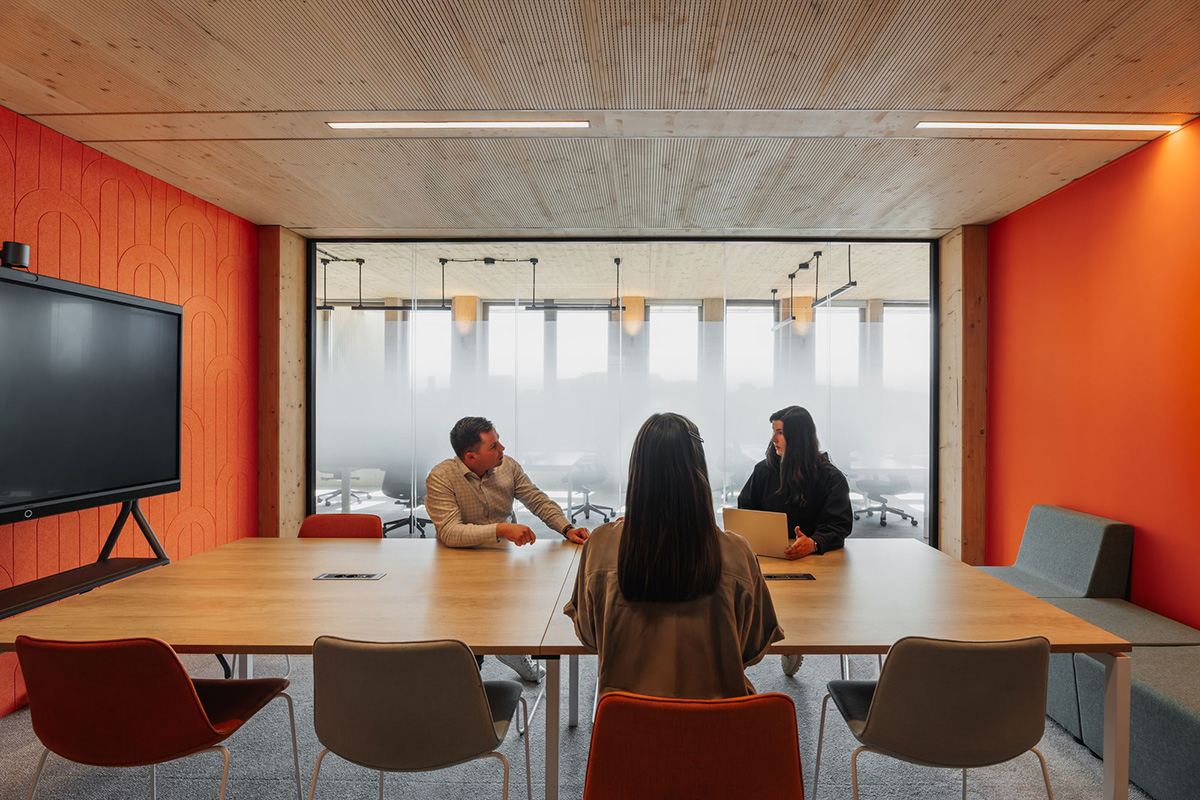 ���Ϳ�DKV�����ܲ�԰��������Ա���������̼δ��