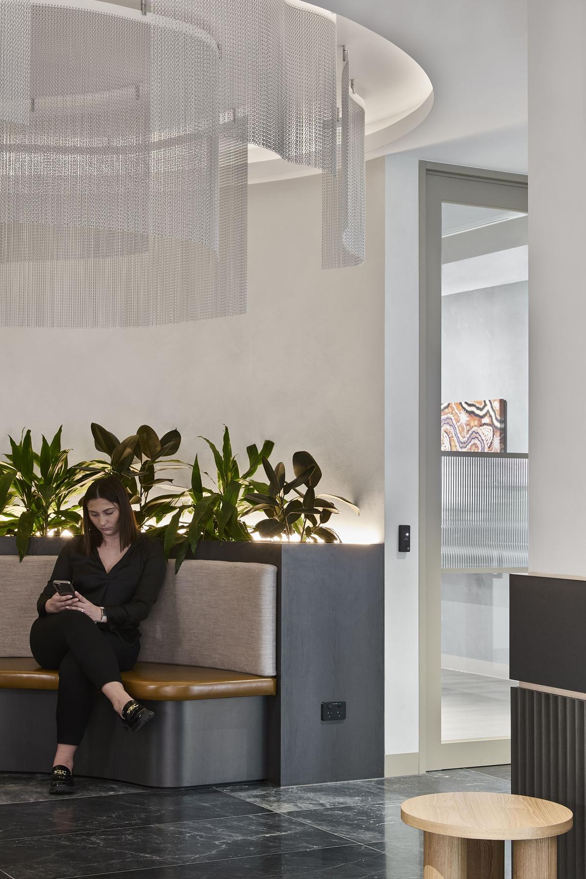 ���̹�˾KBRī�����칫�ң�����¥�����