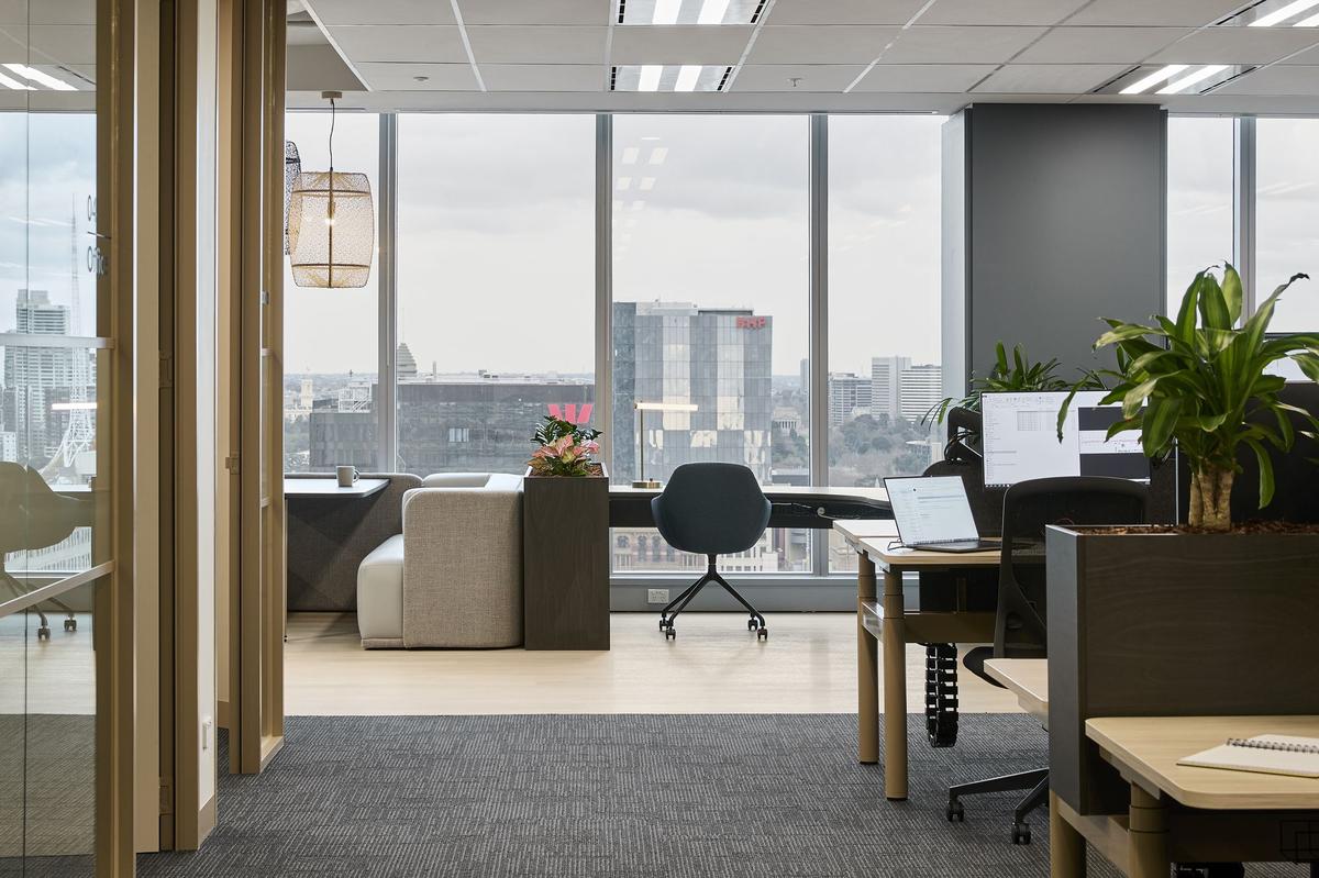 ���̹�˾KBRī�����칫�ң�����¥�����