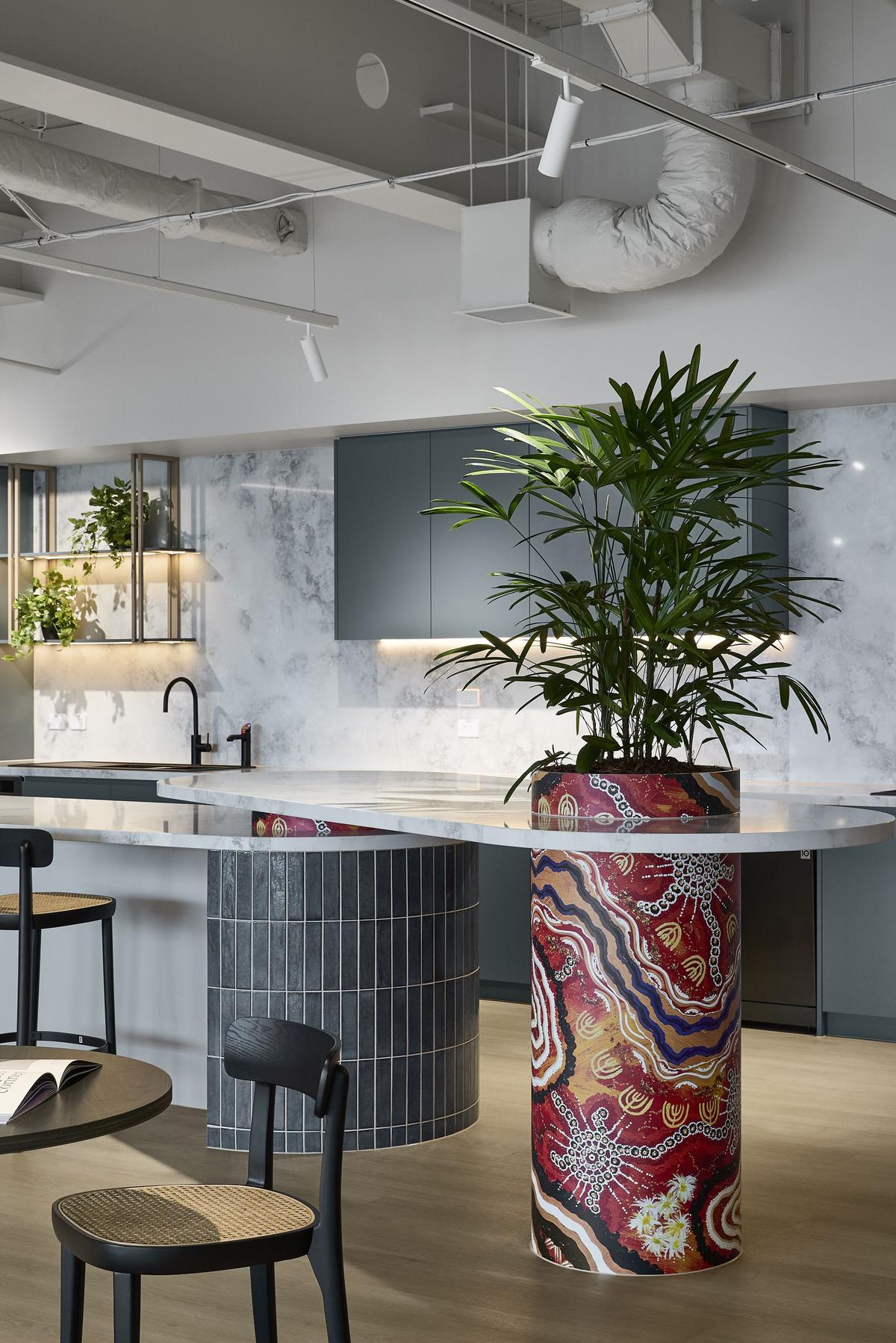 ���̹�˾KBRī�����칫�ң�����¥�����