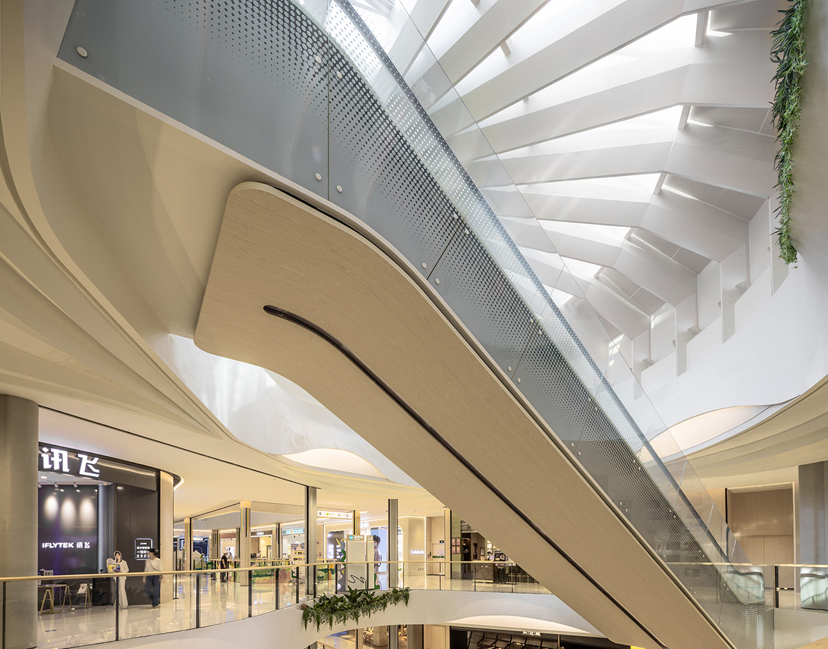 �Ϻ����ۣ���ŷ��Լ���˺����ﾳ