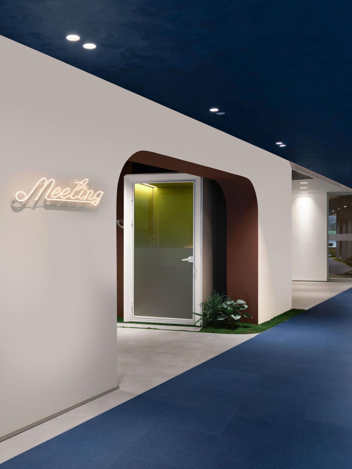 ��ѯ��˾Marsh McLennan��˹̹��������������ϵ�칫���