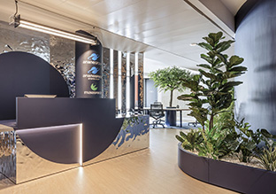 Ariane ���켯�Ű����ܲ������Ĵ�Ԫ�ع���Ա������