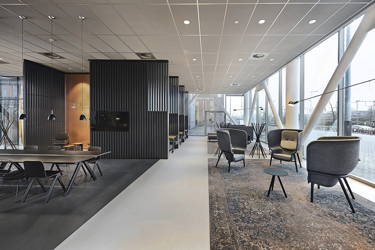 ��ķ˹�ص�Huys Europa��������ȷ�߶˰칫¥