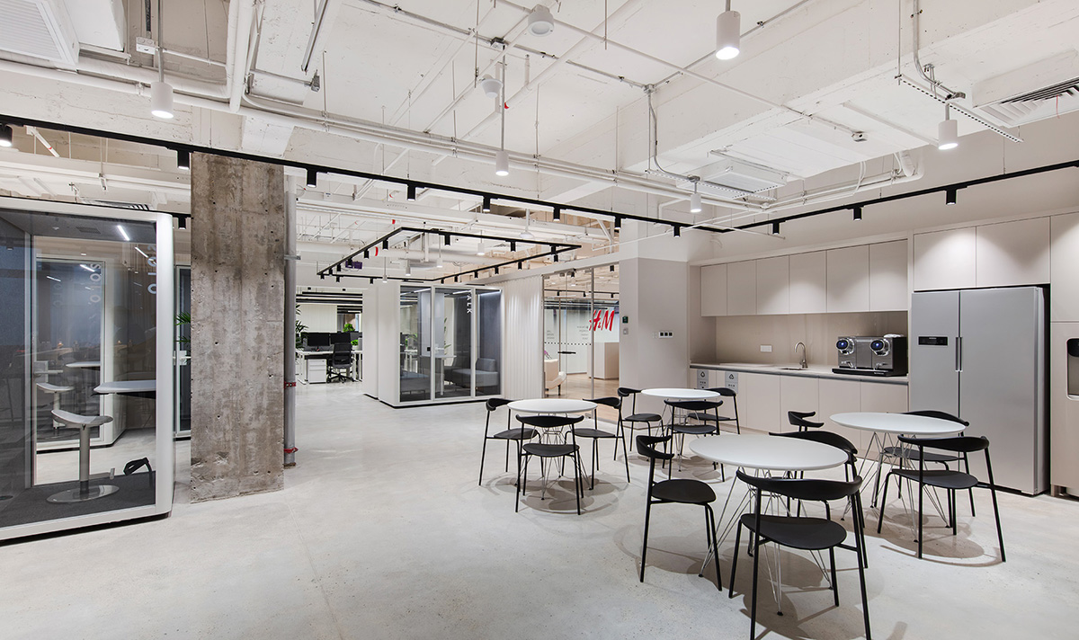 H&M�Ϻ��칫�ռ䣺���֮ۡ