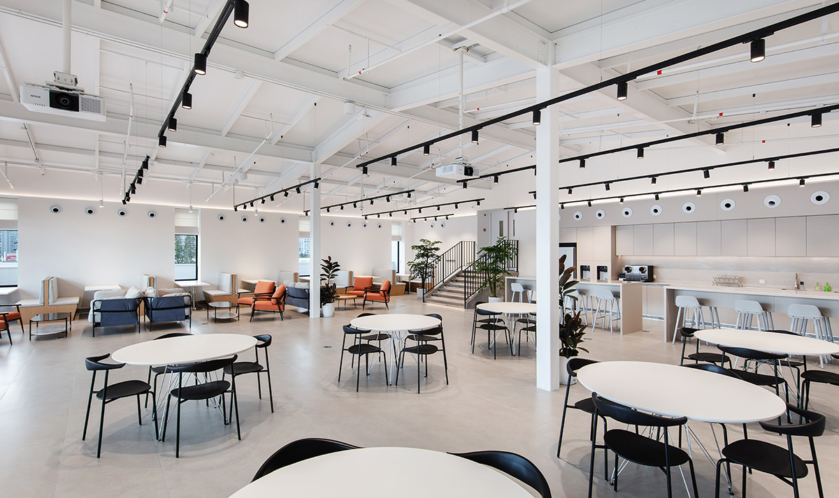 H&M�Ϻ��칫�ռ䣺���֮ۡ